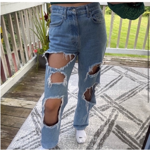 BDG | Size: 27 | Medium Wash - Picture 1 of 3